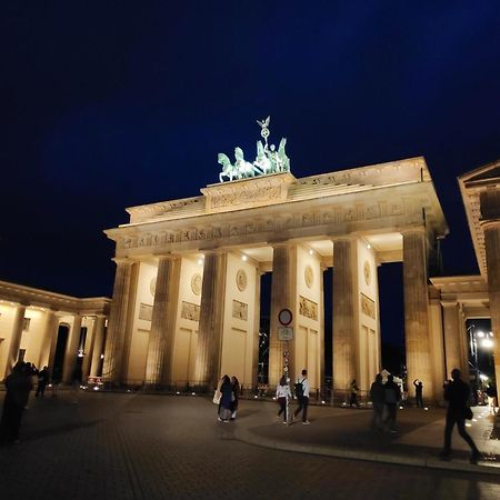 Mini-Apartment Ruhig Und Verkehrsguenstig In Berlin Exteriör bild